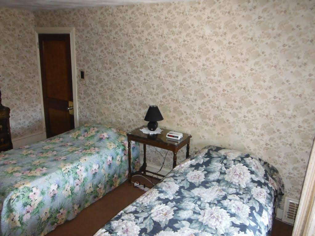 Auberge Des Arts