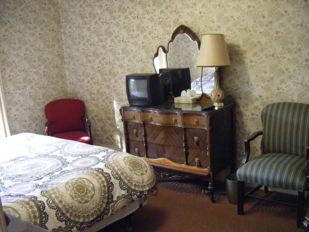 Auberge Des Arts