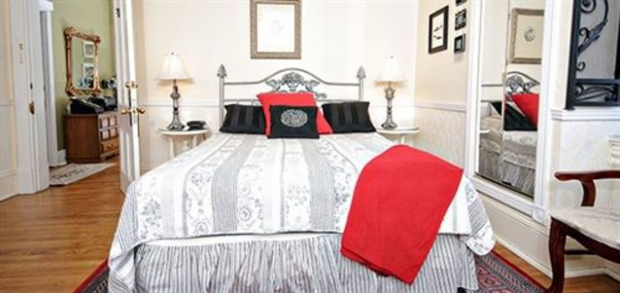 Auberge Mcgee's Inn