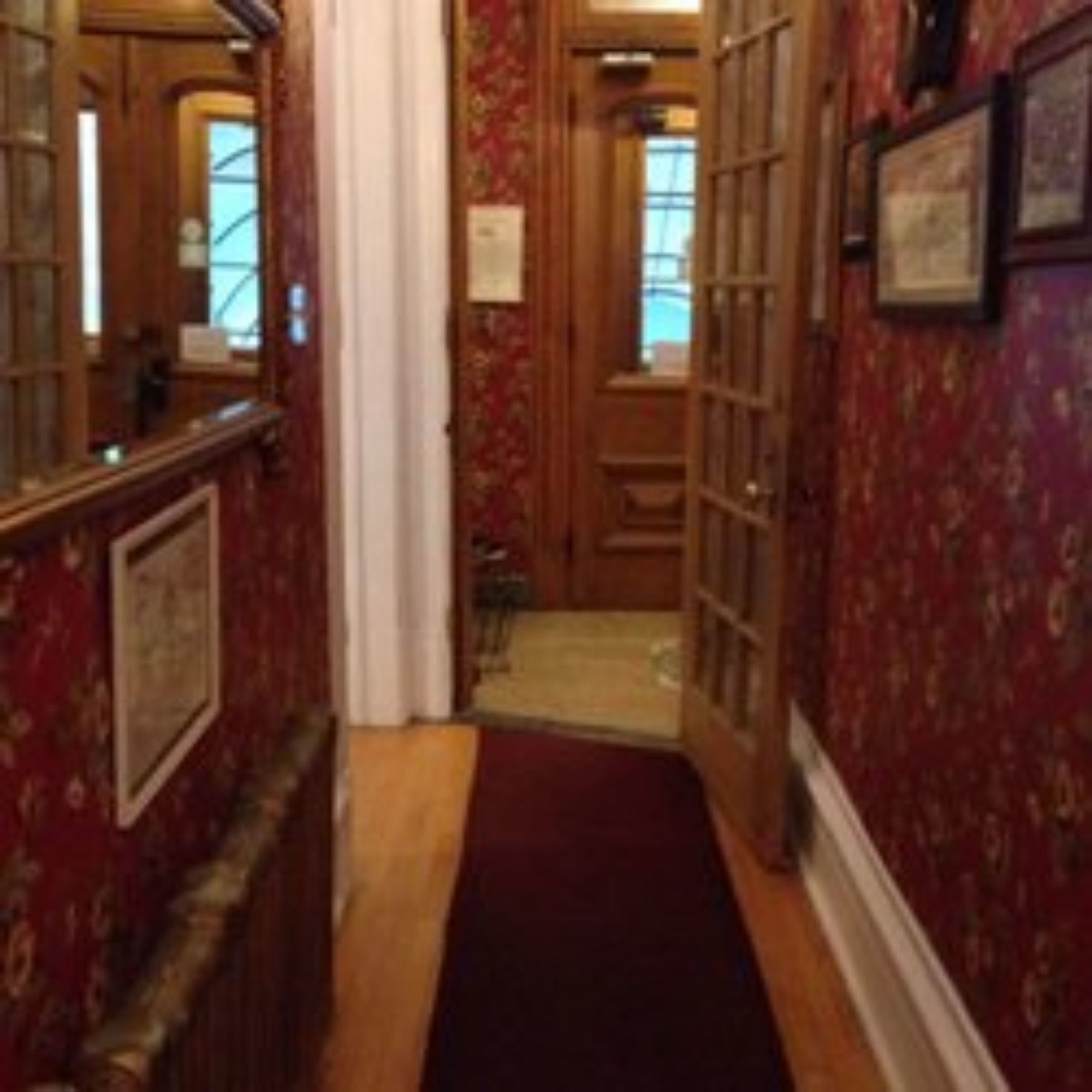 Auberge Mcgee's Inn