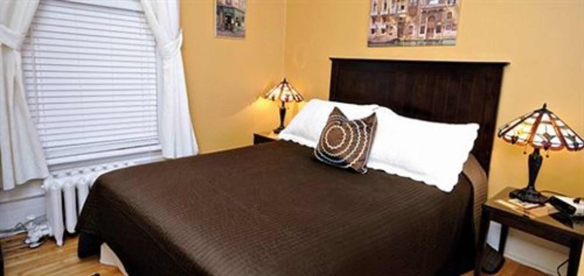 Auberge Mcgee's Inn