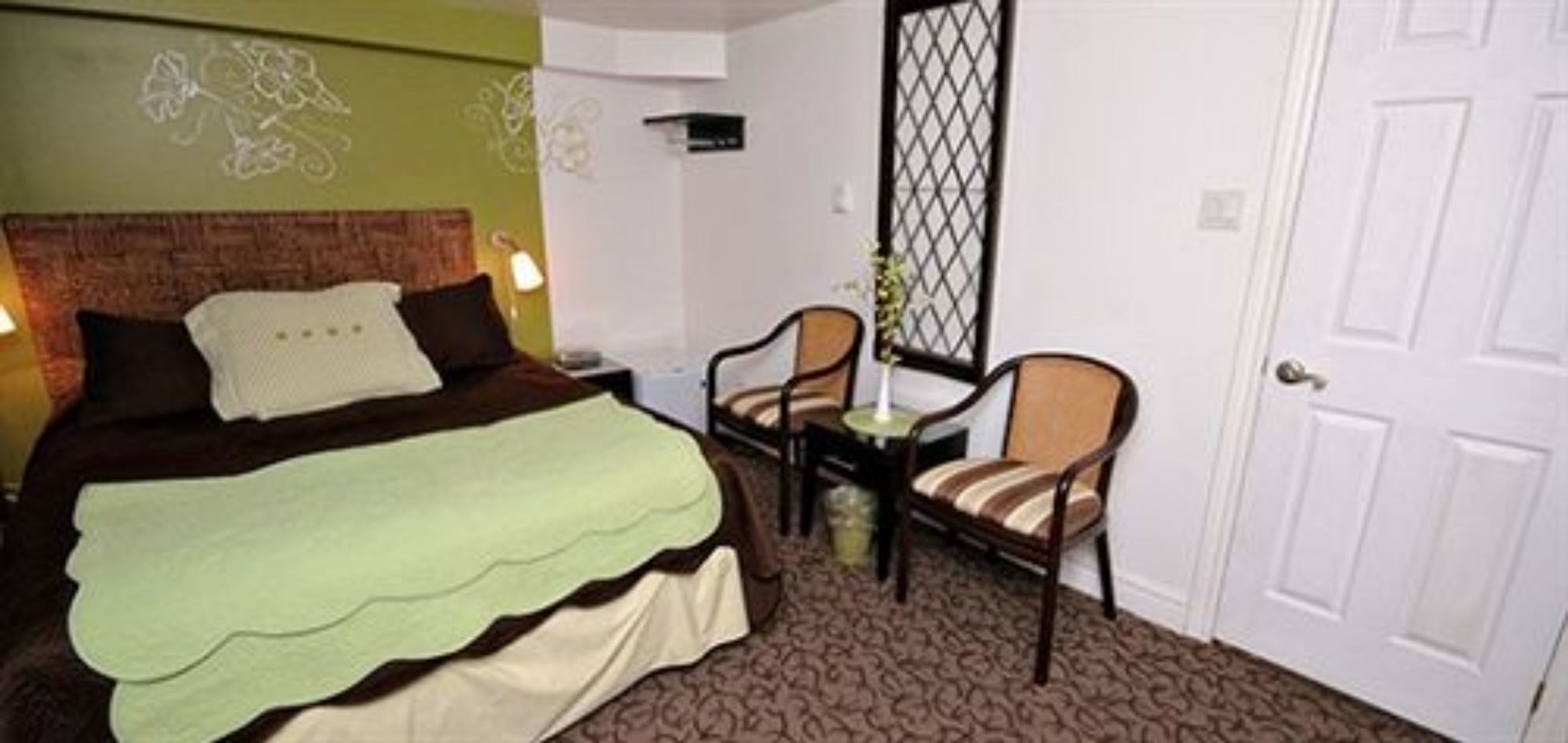 Auberge Mcgee's Inn