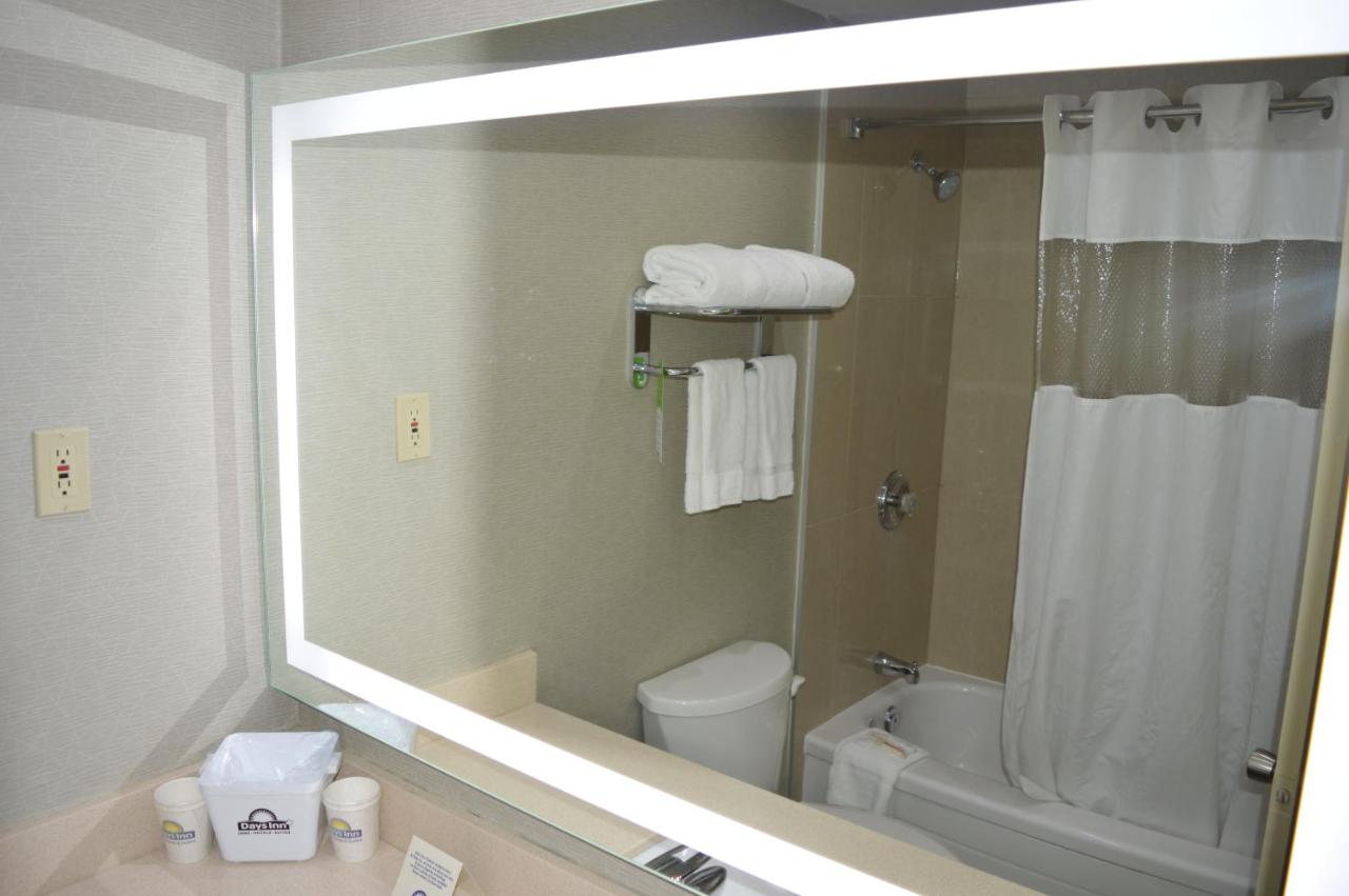 Days Inn by Wyndham Ottawa