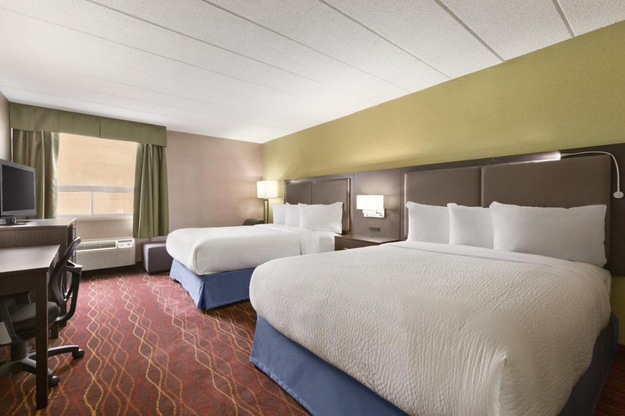 Days Inn by Wyndham Ottawa