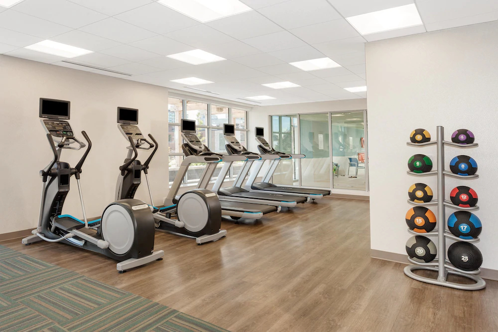 Holiday Inn Express & Suites Downtown Ottawa East