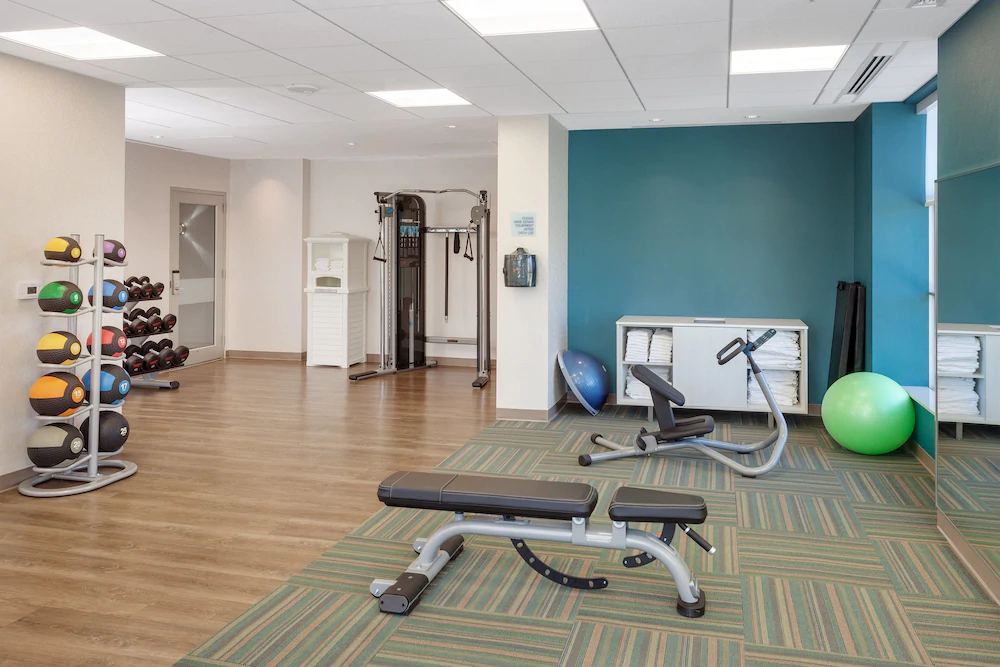 Holiday Inn Express & Suites Downtown Ottawa East