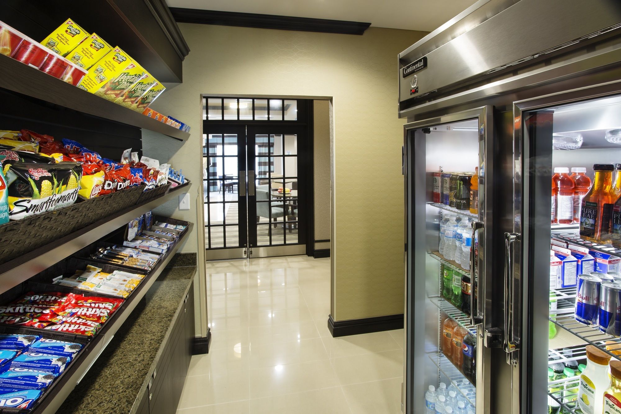 Holiday Inn Express & Suites Ottawa West - Nepean