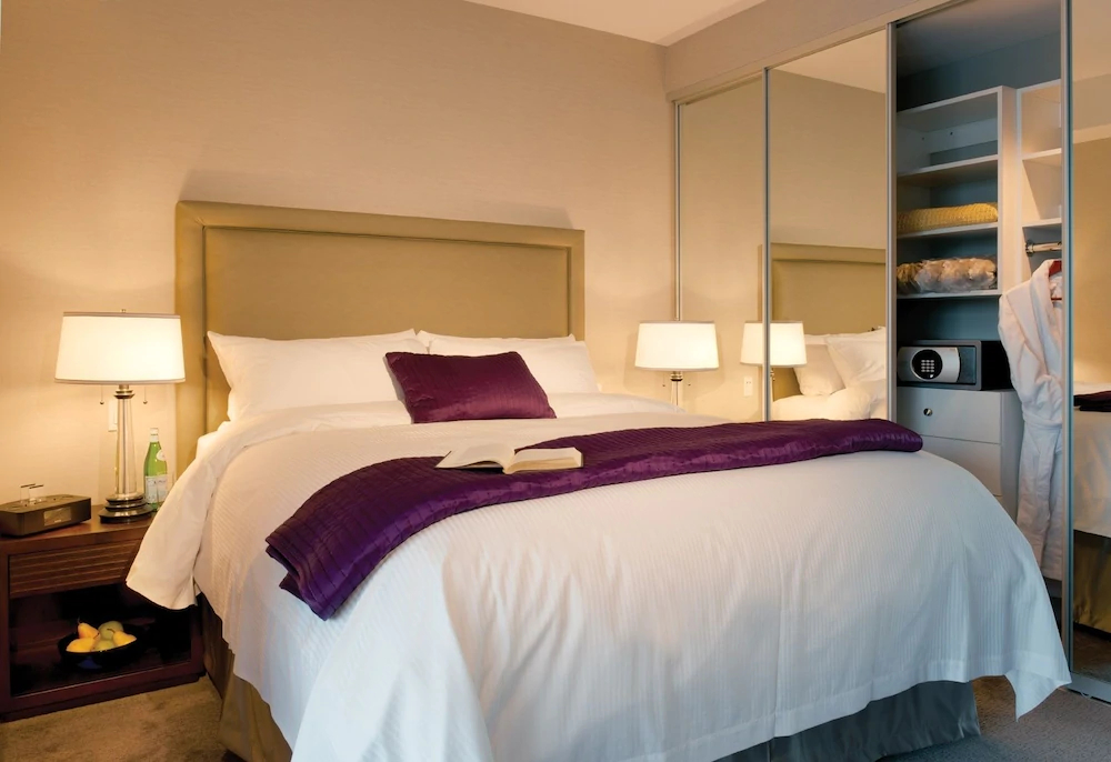 SMR Lisgar Ottawa Residence Hotel