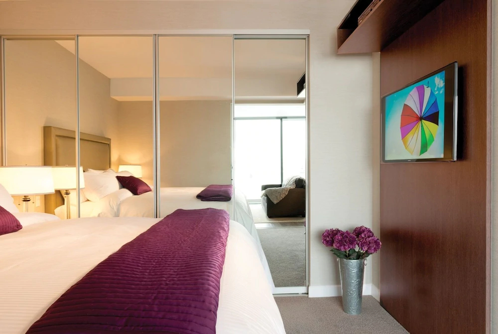 SMR Lisgar Ottawa Residence Hotel