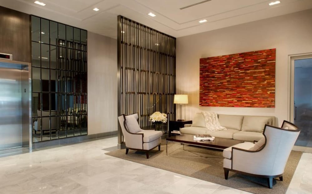 SMR Lisgar Ottawa Residence Hotel