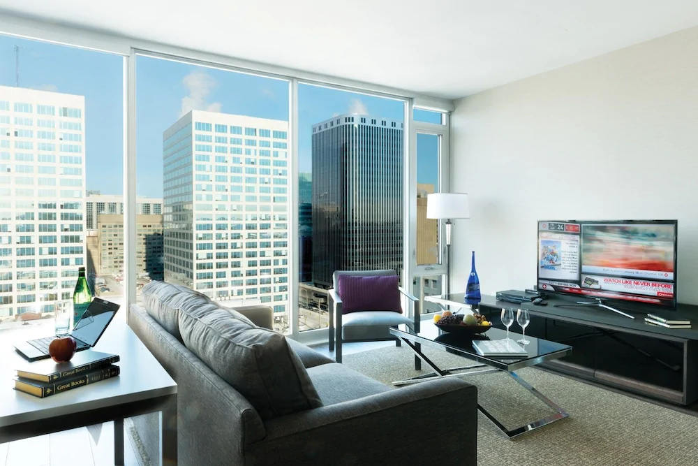 SMR Lisgar Ottawa Residence Hotel