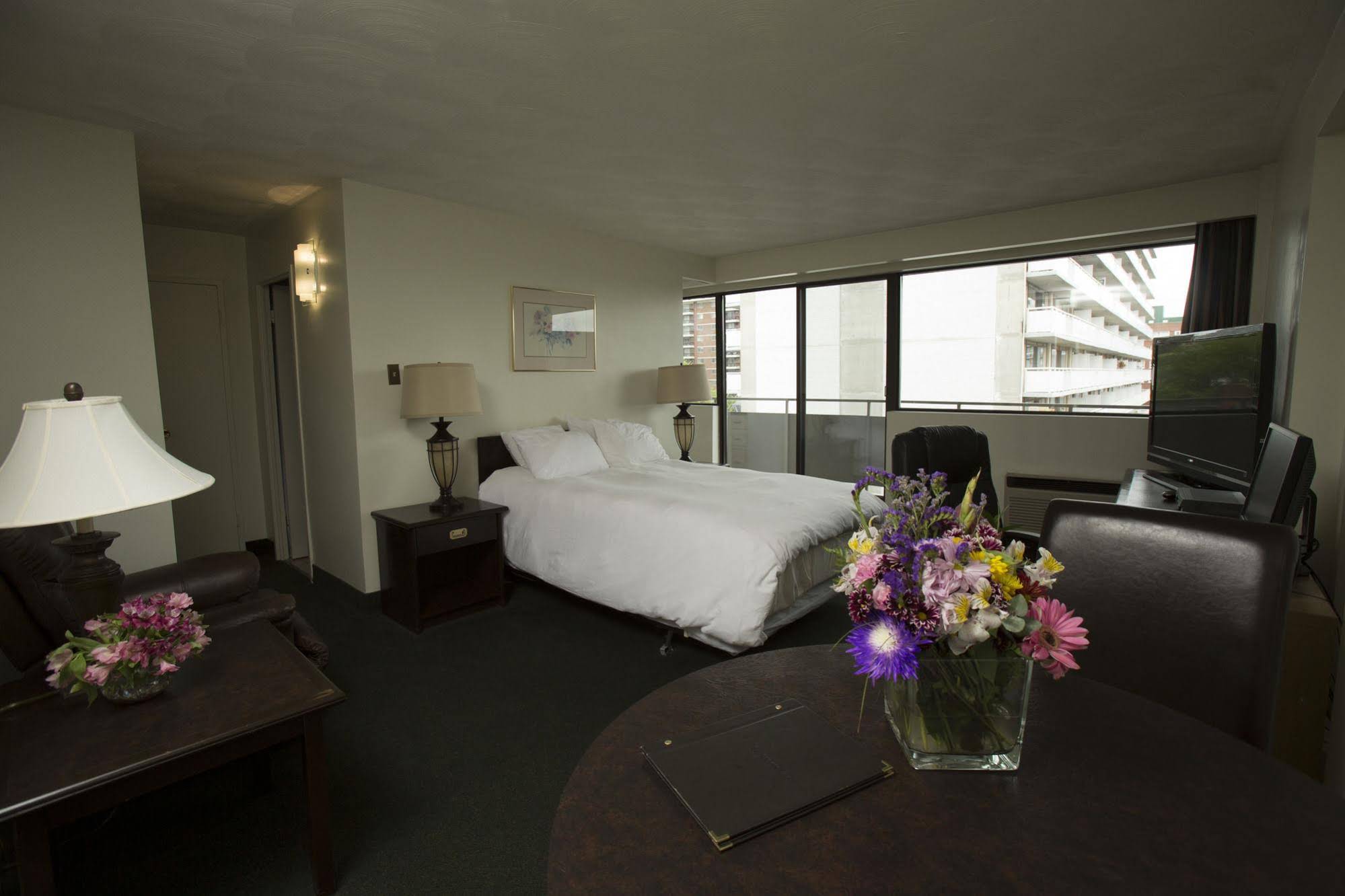 The Business Inn