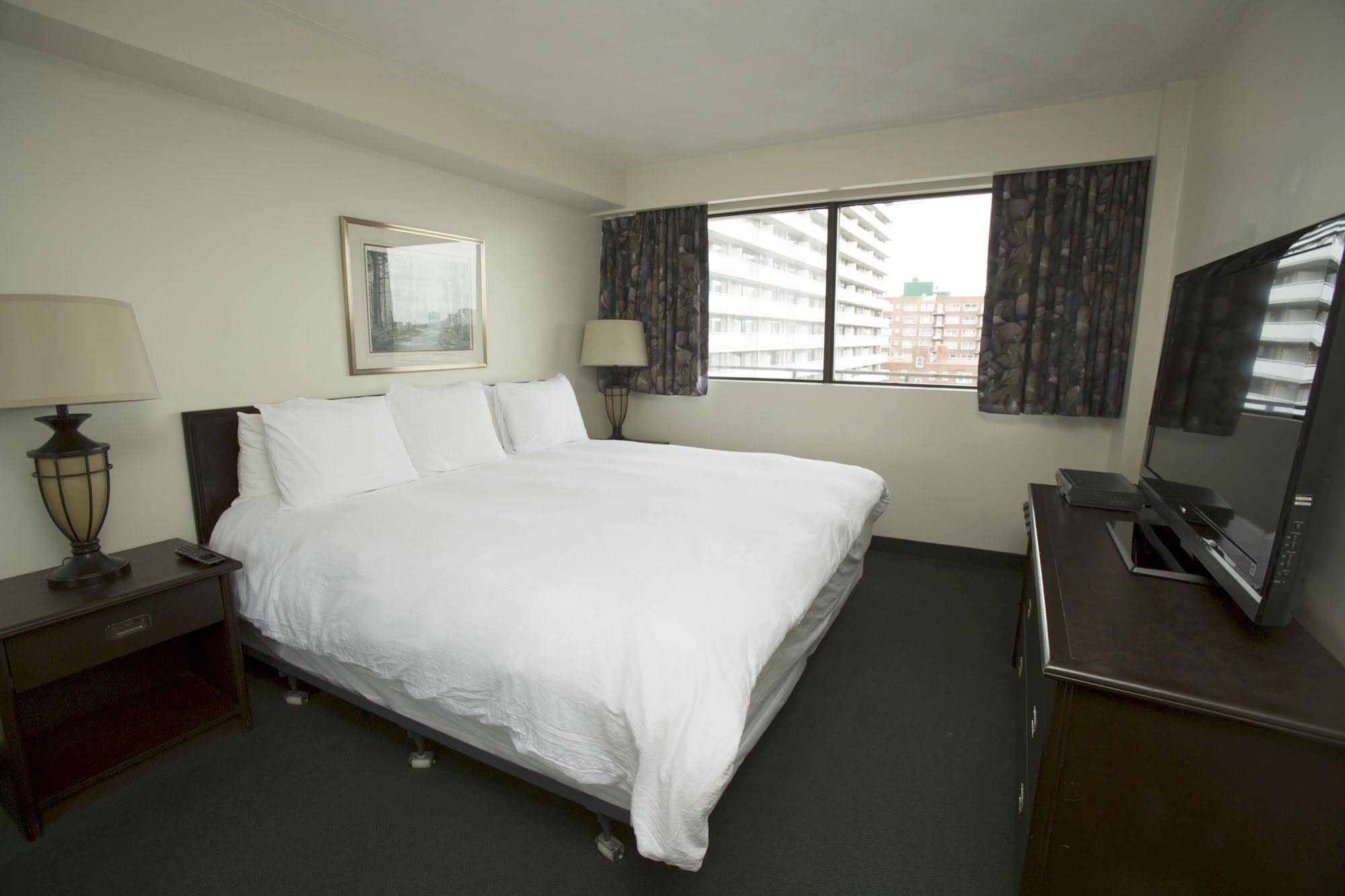 The Business Inn