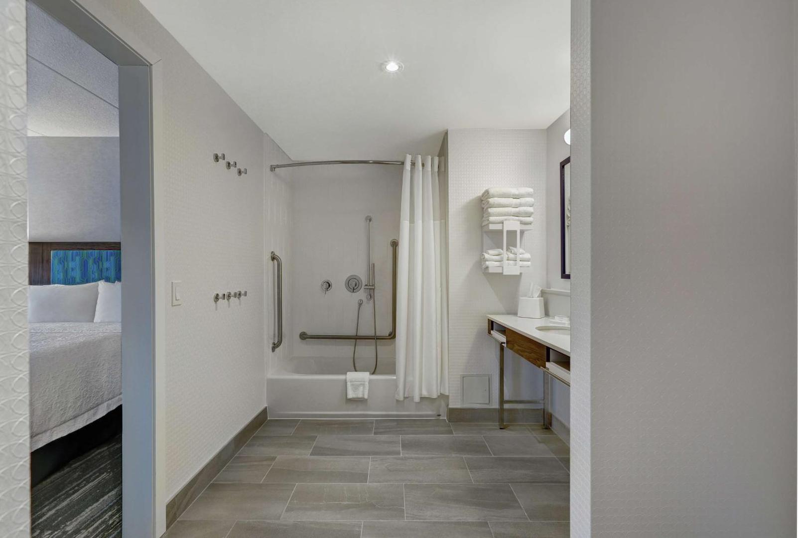 Hampton Inn by Hilton Peterborough