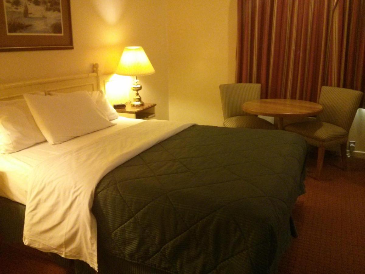 Knights Inn Port Colborne