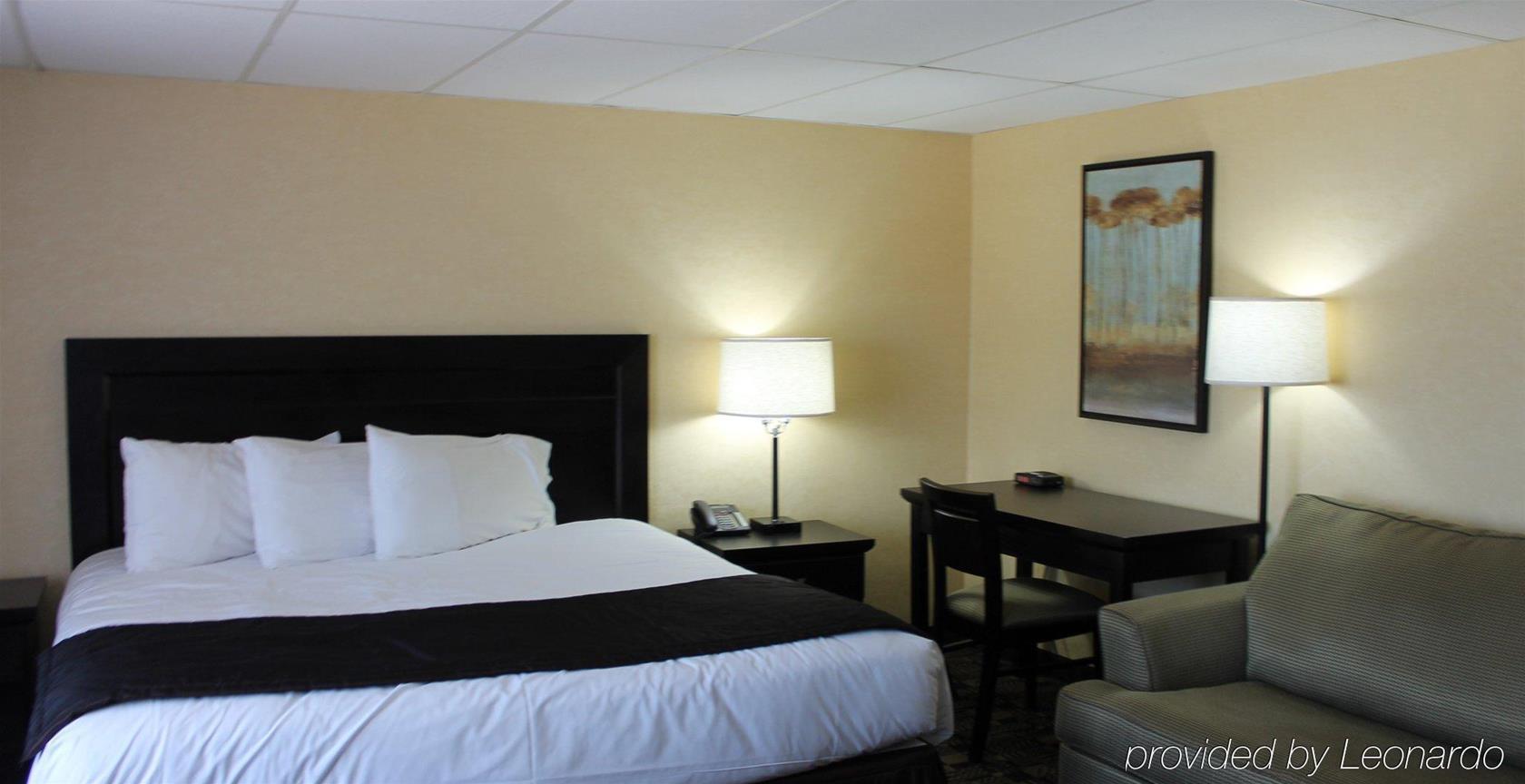 Travelodge by Wyndham Sarnia