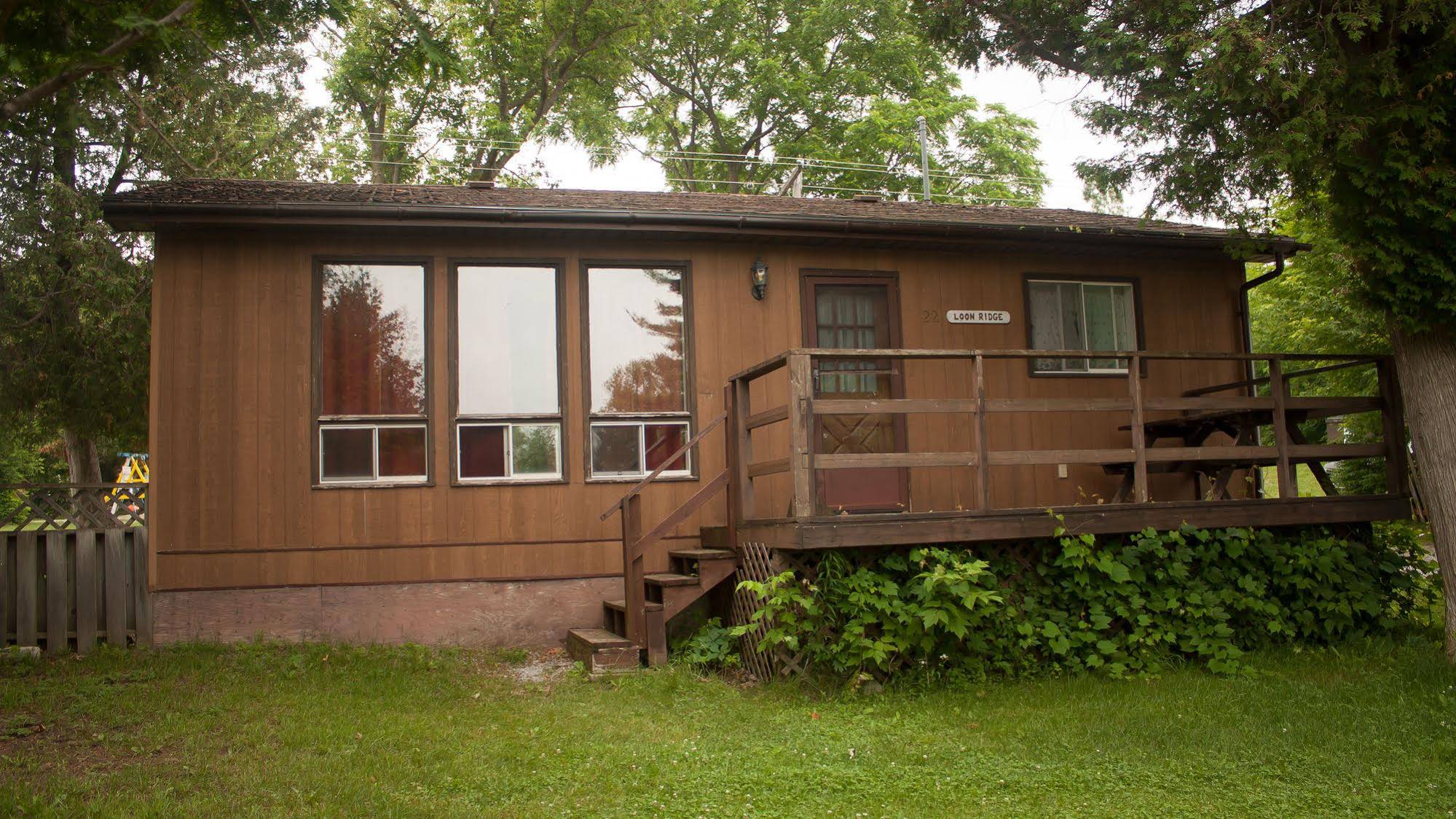 Lake Dalrymple Resort