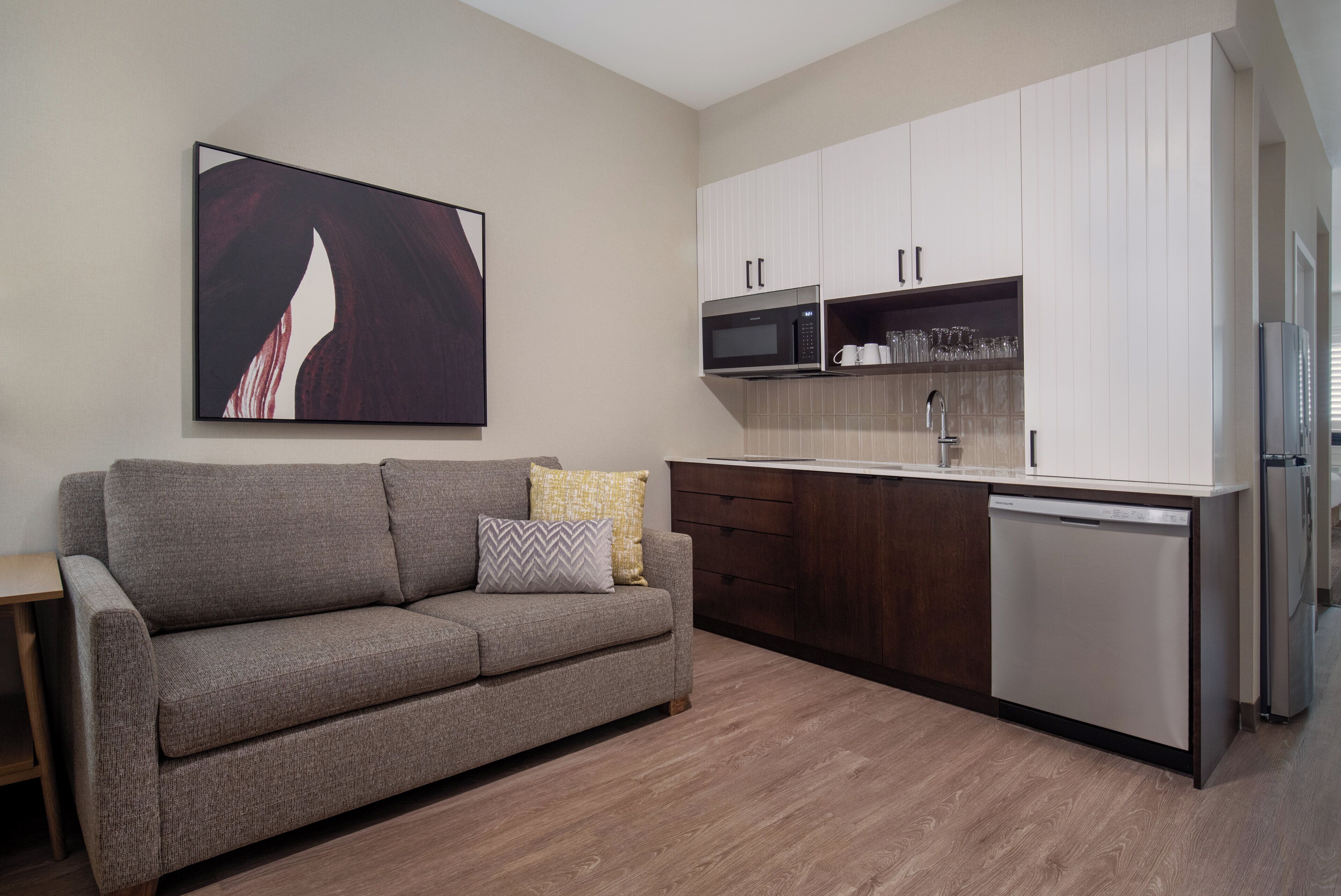 Staybridge Suites St Catharines Conf Ctr, an IHG Hotel
