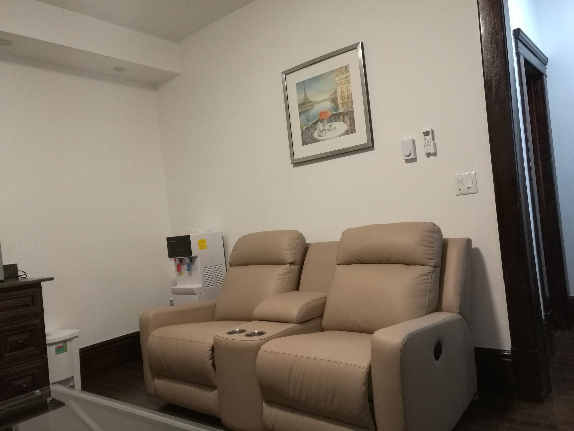 Ambassador B&B Guest Home
