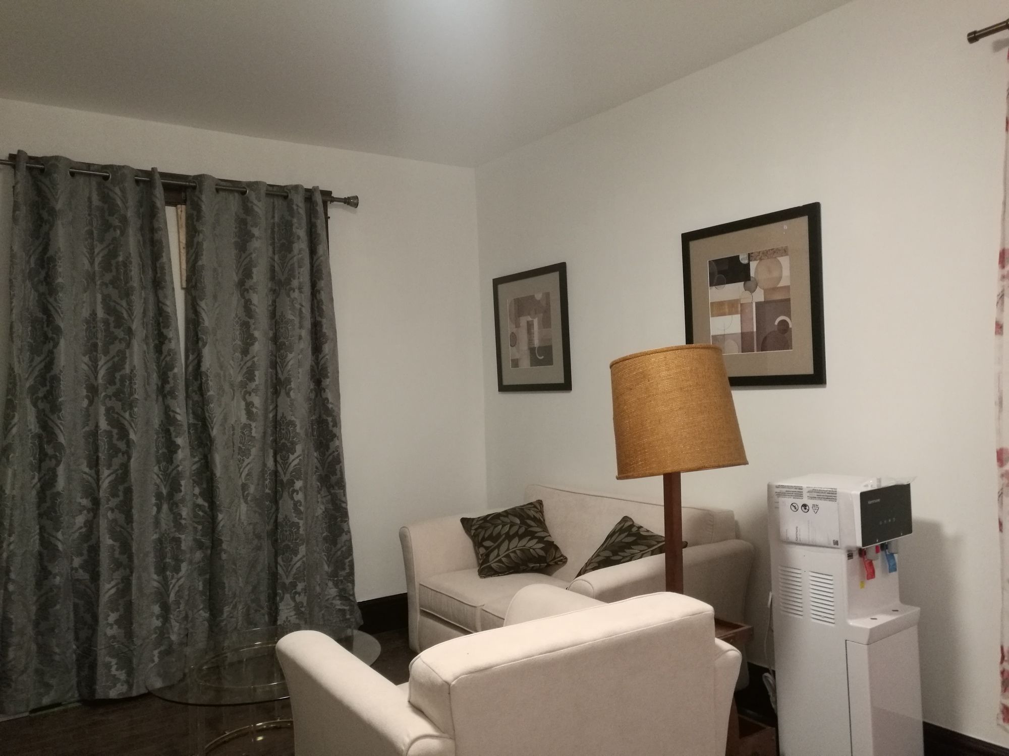 Ambassador B&B Guest Home