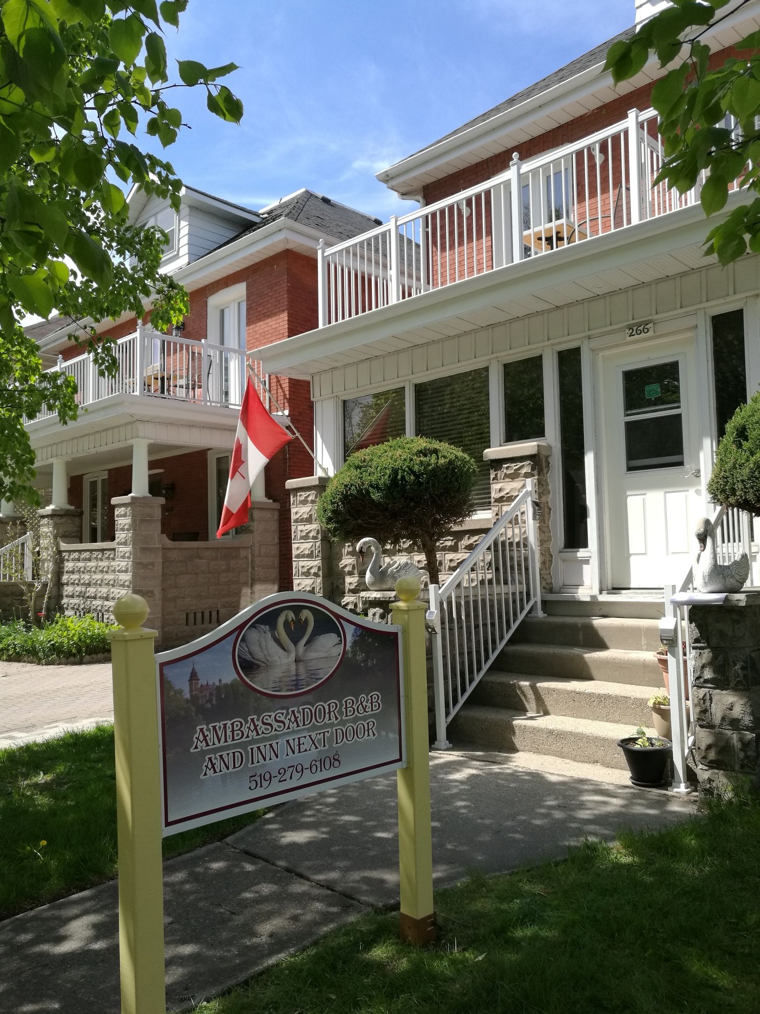 Ambassador B&B Guest Home