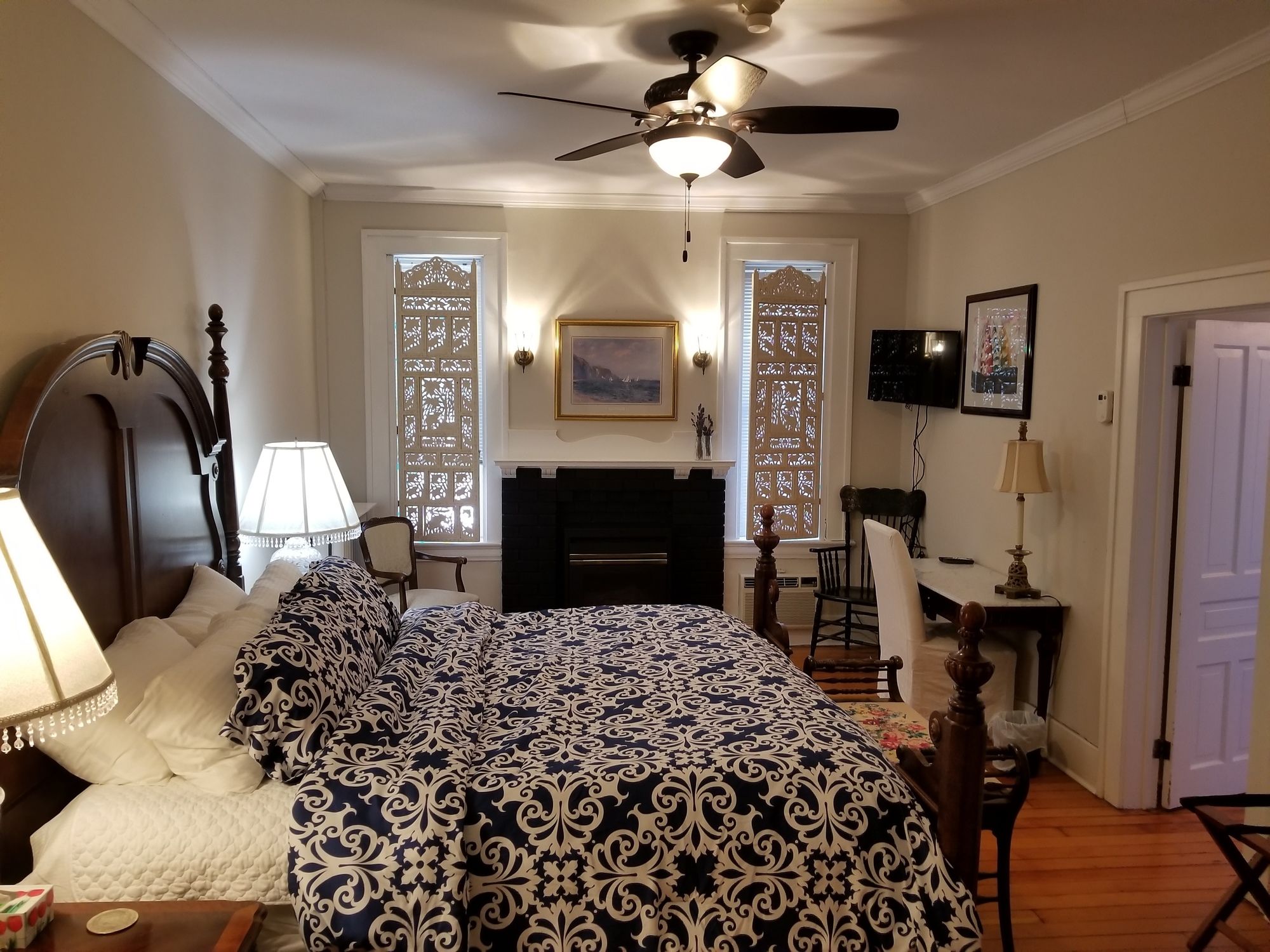 Stone Maiden Inn