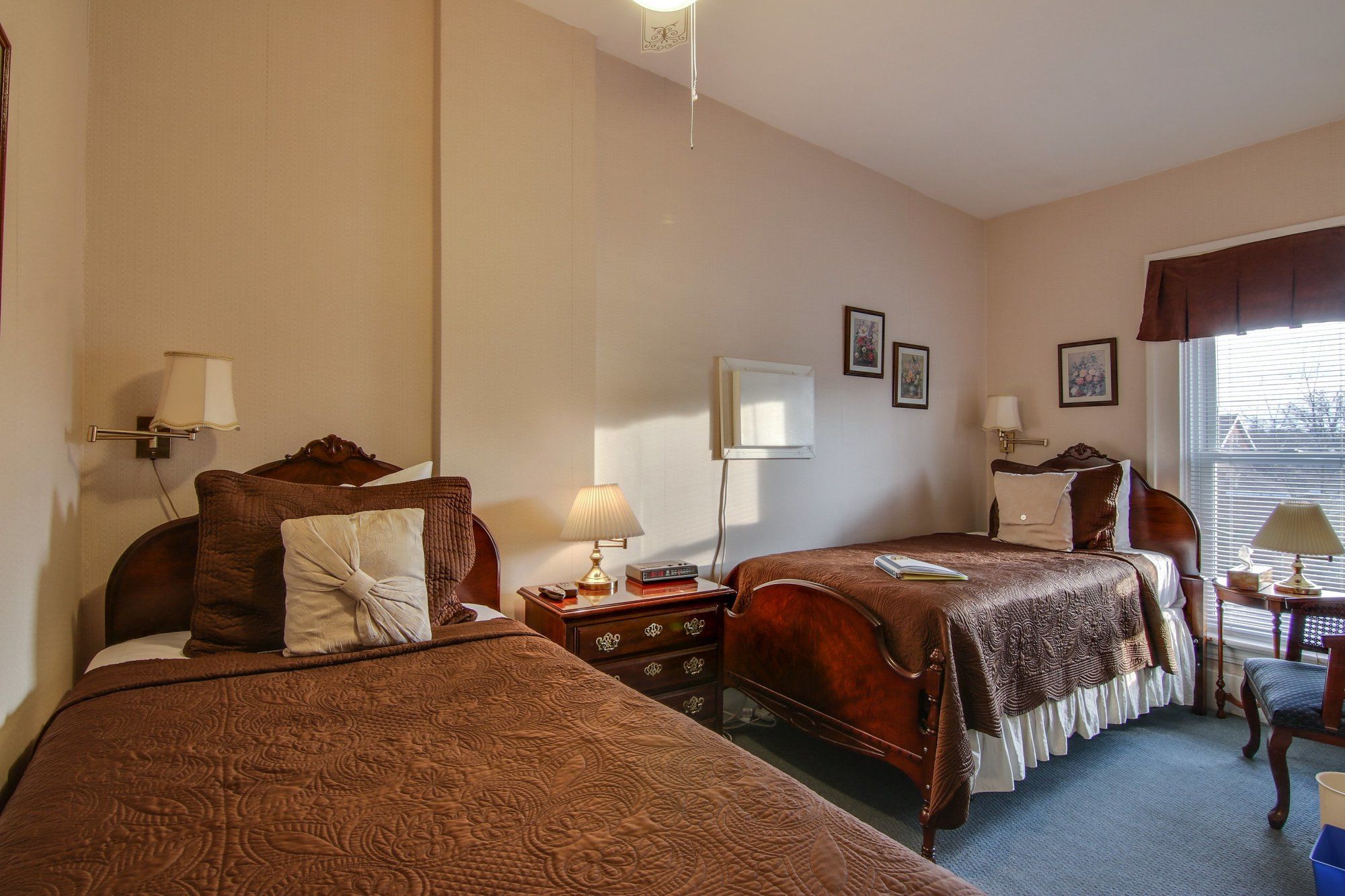 Stone Maiden Inn