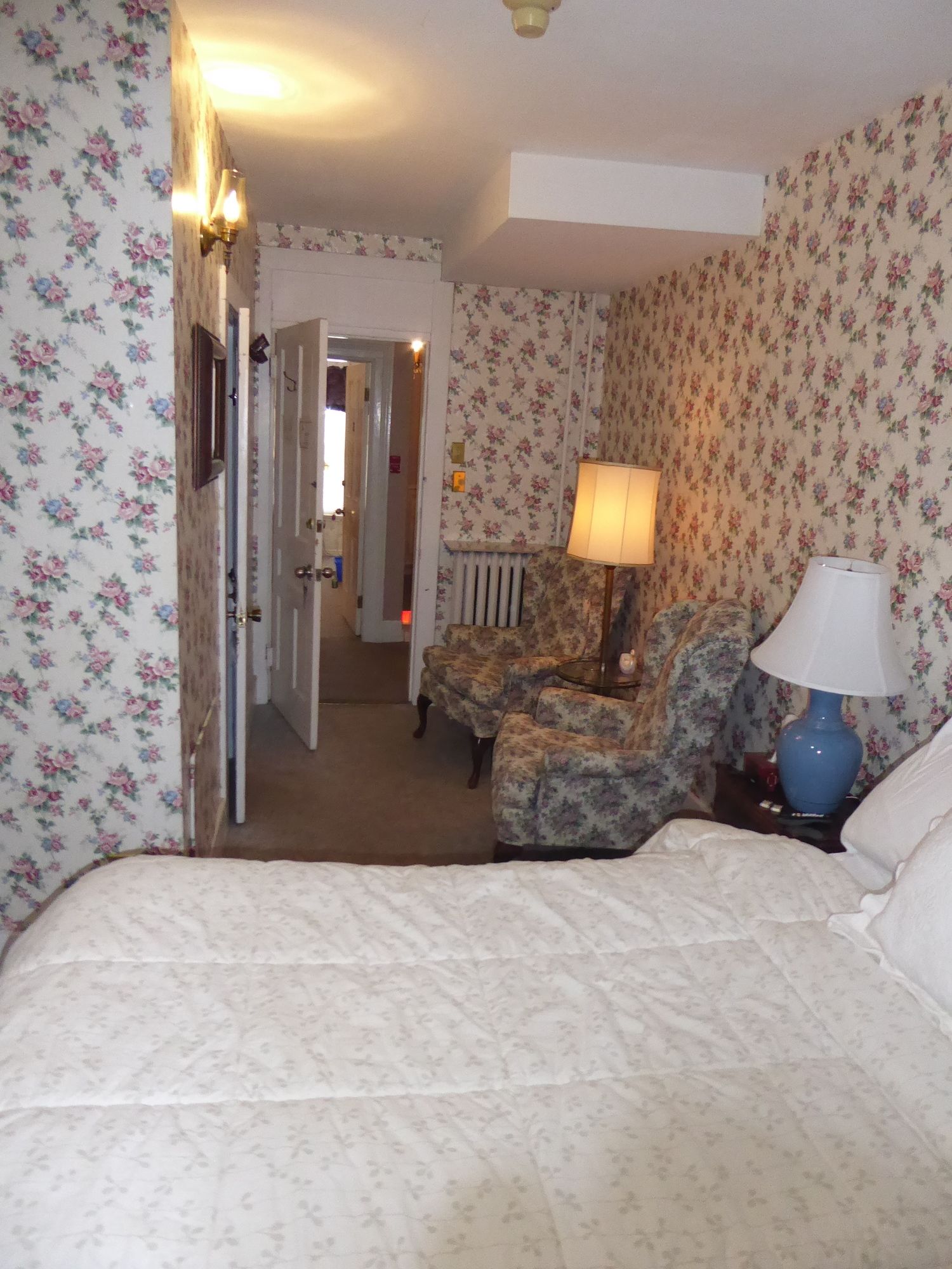 Stone Maiden Inn