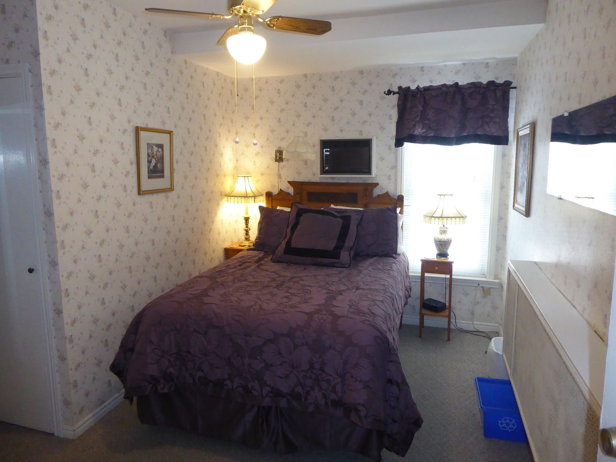 Stone Maiden Inn
