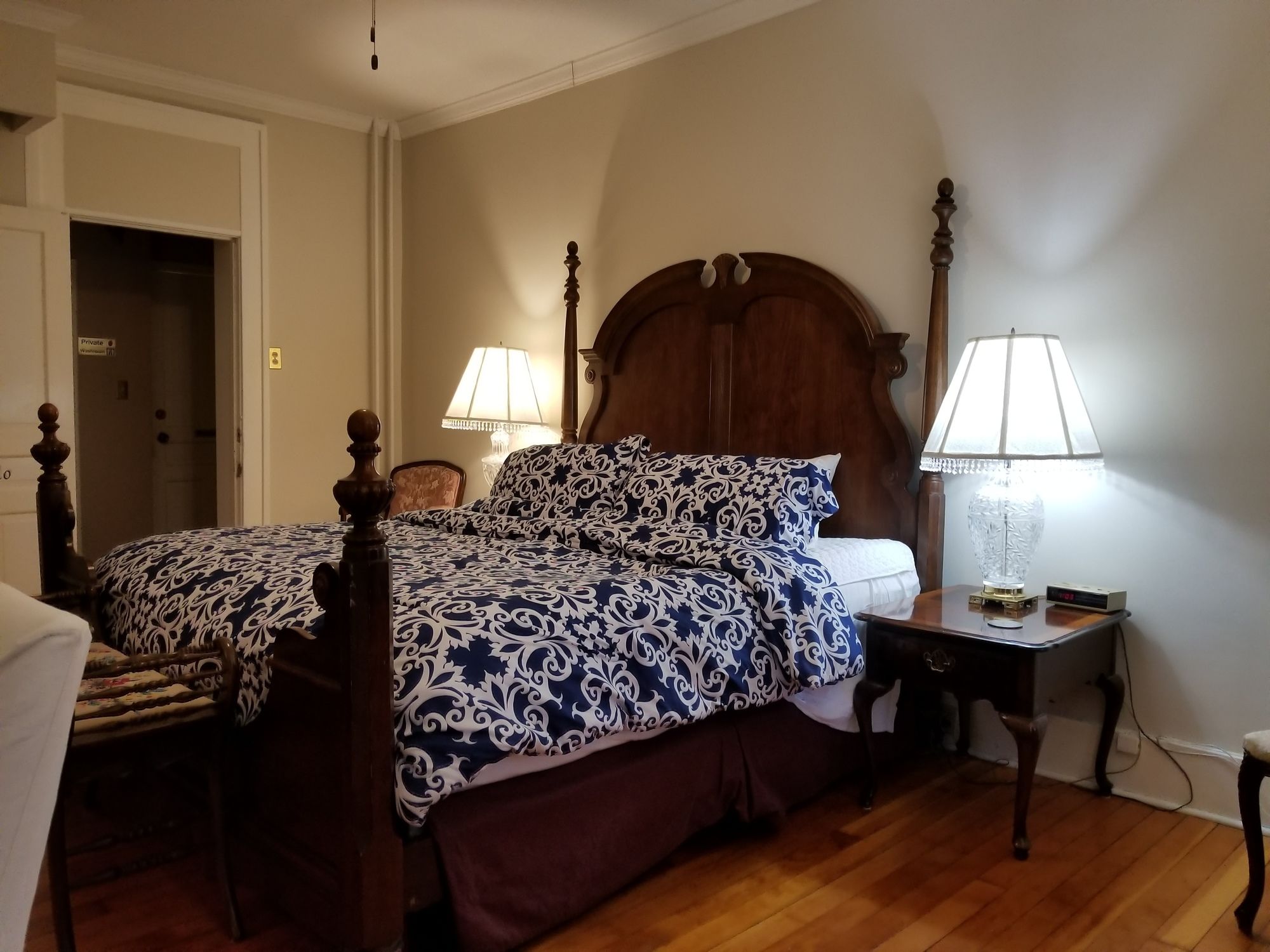 Stone Maiden Inn