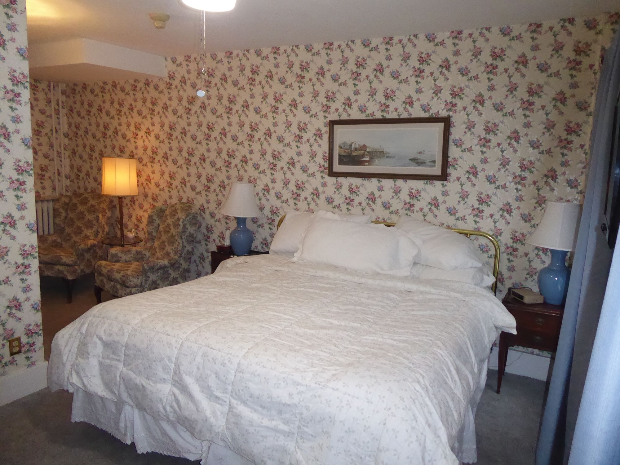 Stone Maiden Inn