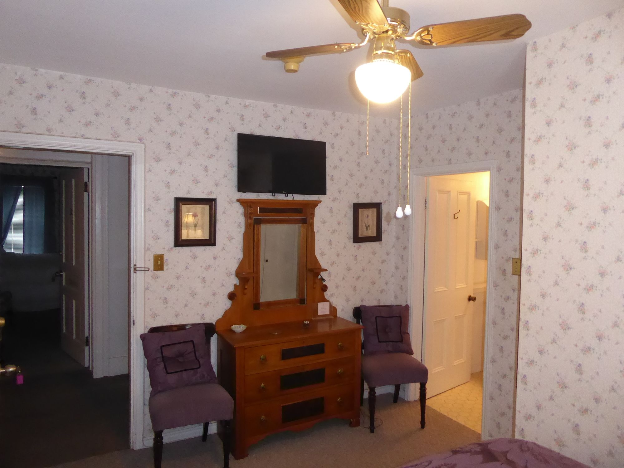 Stone Maiden Inn