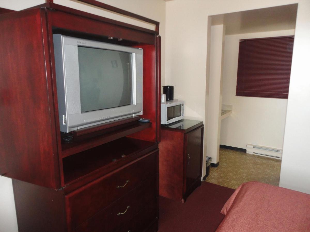 Imperial Fireside Inn