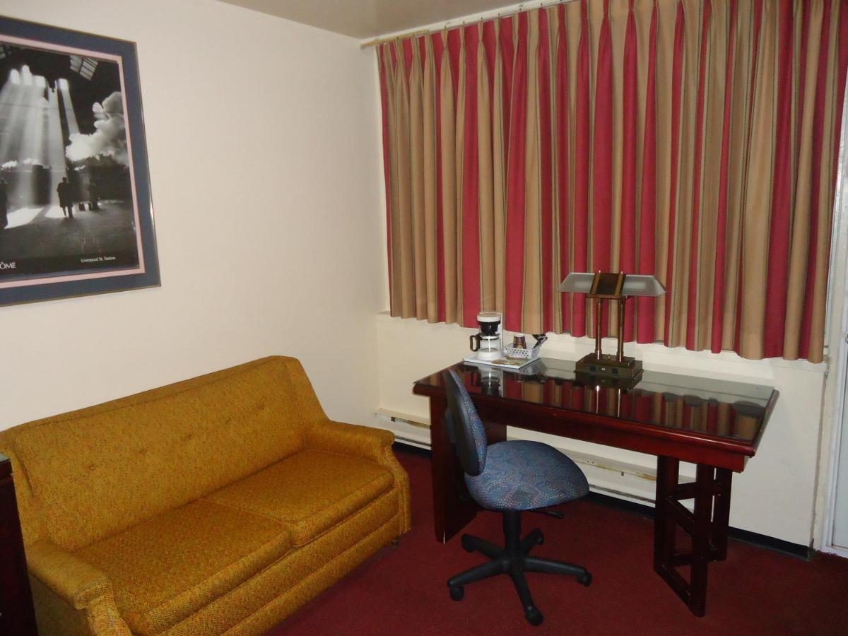 Imperial Fireside Inn