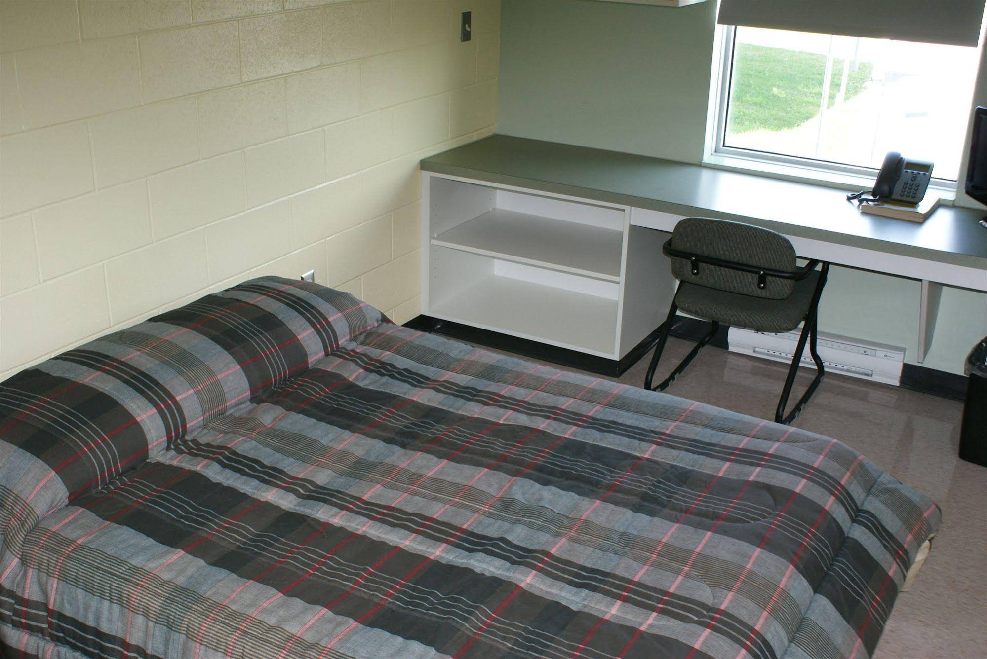 Residence & Conference Centre - Sudbury West