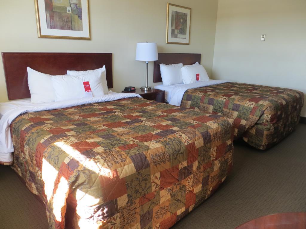 Howard Johnson By Wyndham Thunder Bay