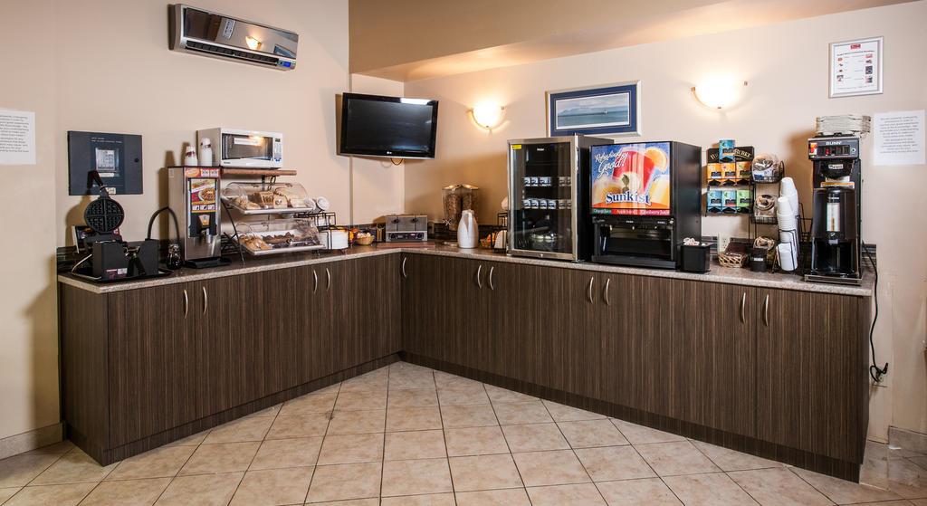 Howard Johnson By Wyndham Thunder Bay