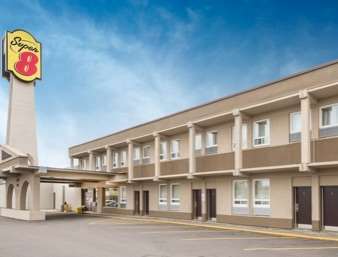 Super 8 by Wyndham Thunder Bay