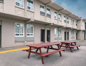 Super 8 by Wyndham Thunder Bay