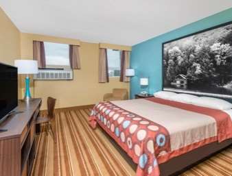 Super 8 by Wyndham Thunder Bay