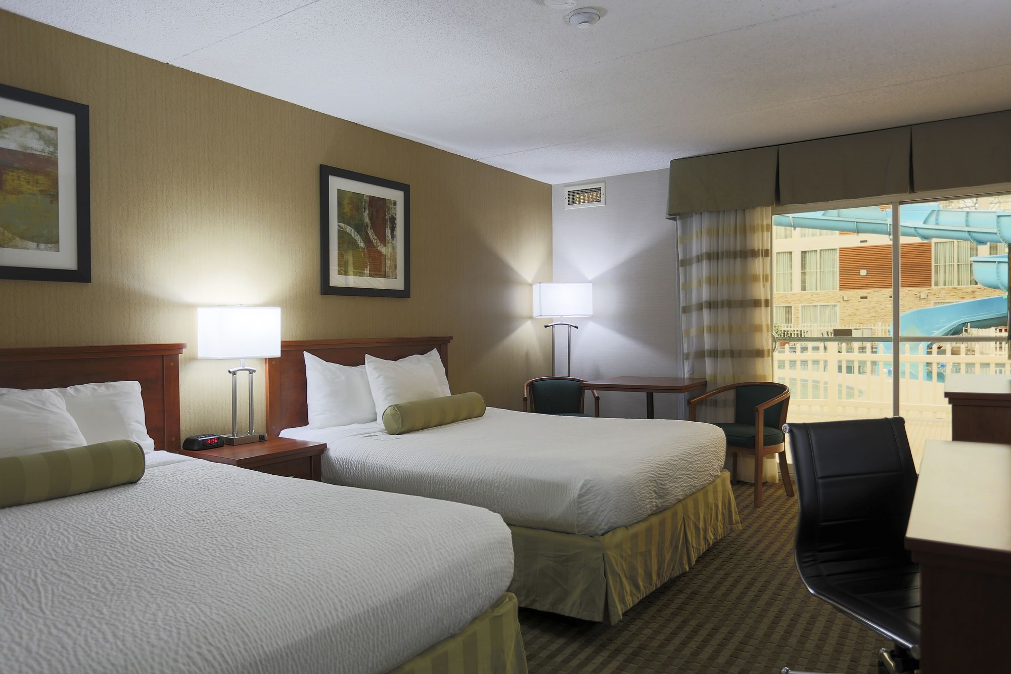 Superior Inn Hotel