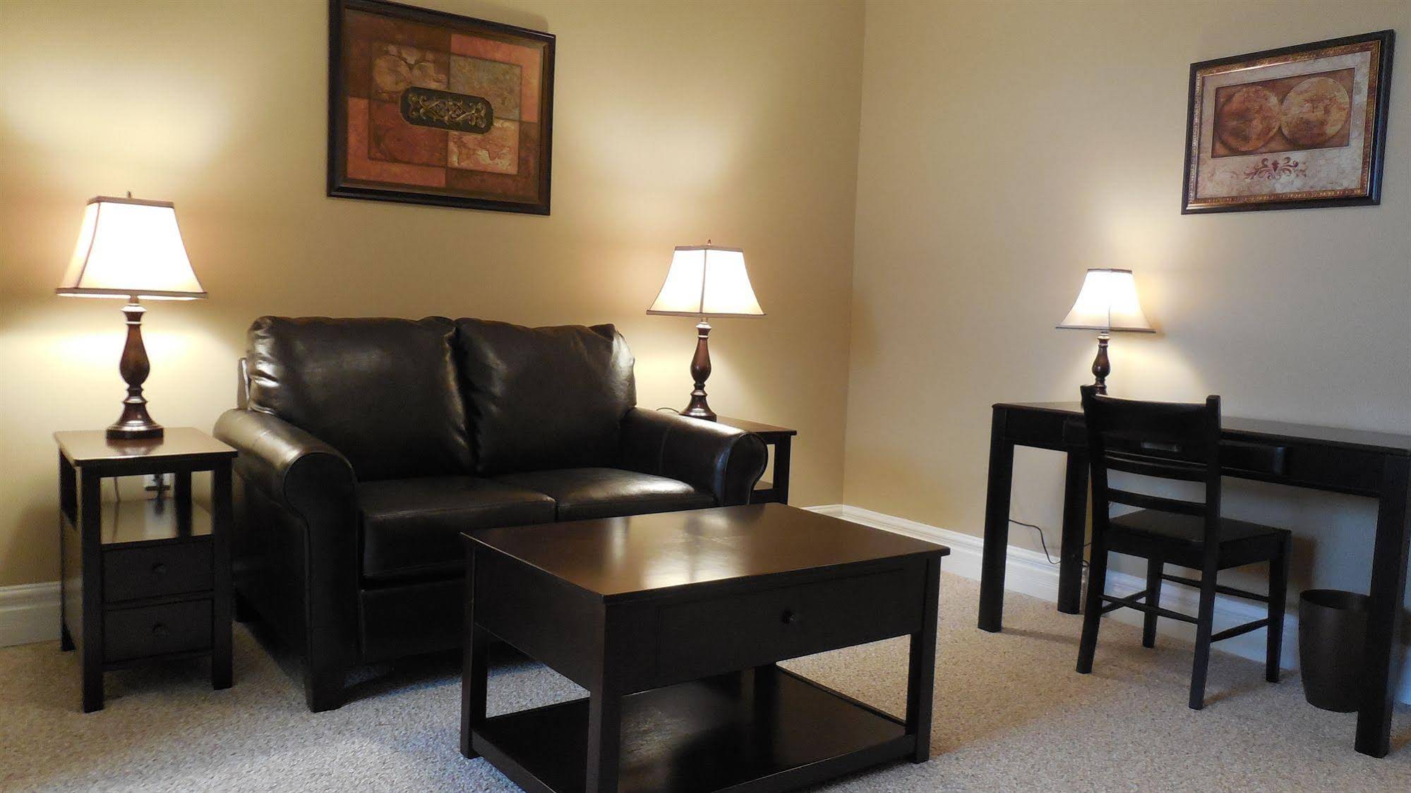 Balsam Suites Boutique Inn & Residence
