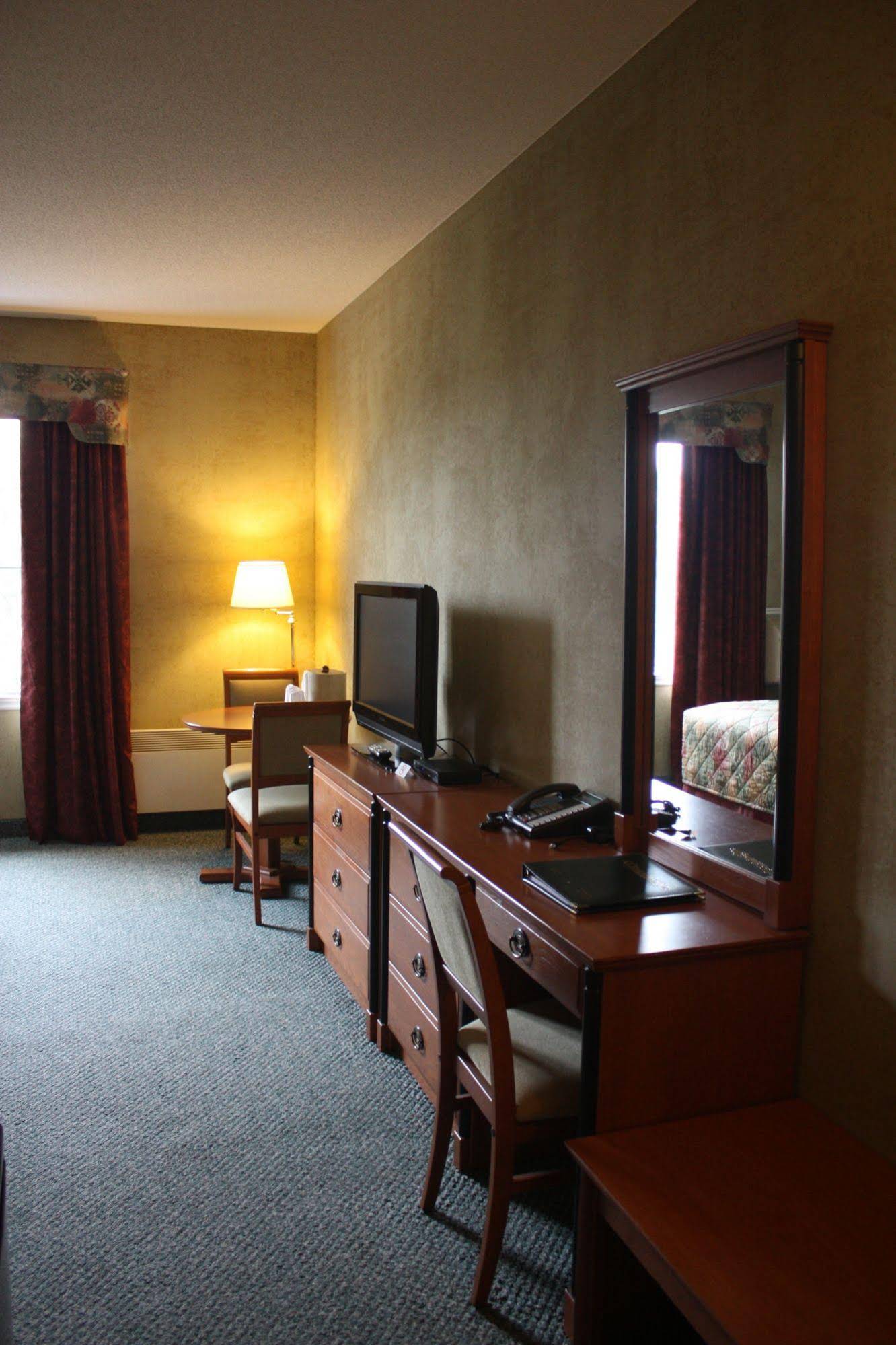 Cedar Meadows Resort & Spa