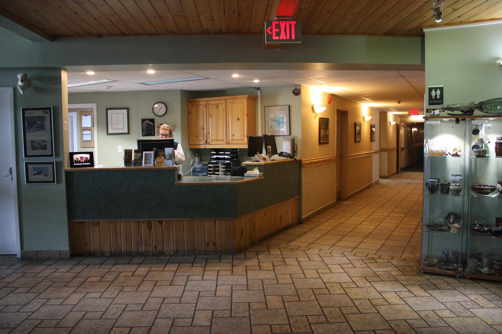 Cedar Meadows Resort & Spa
