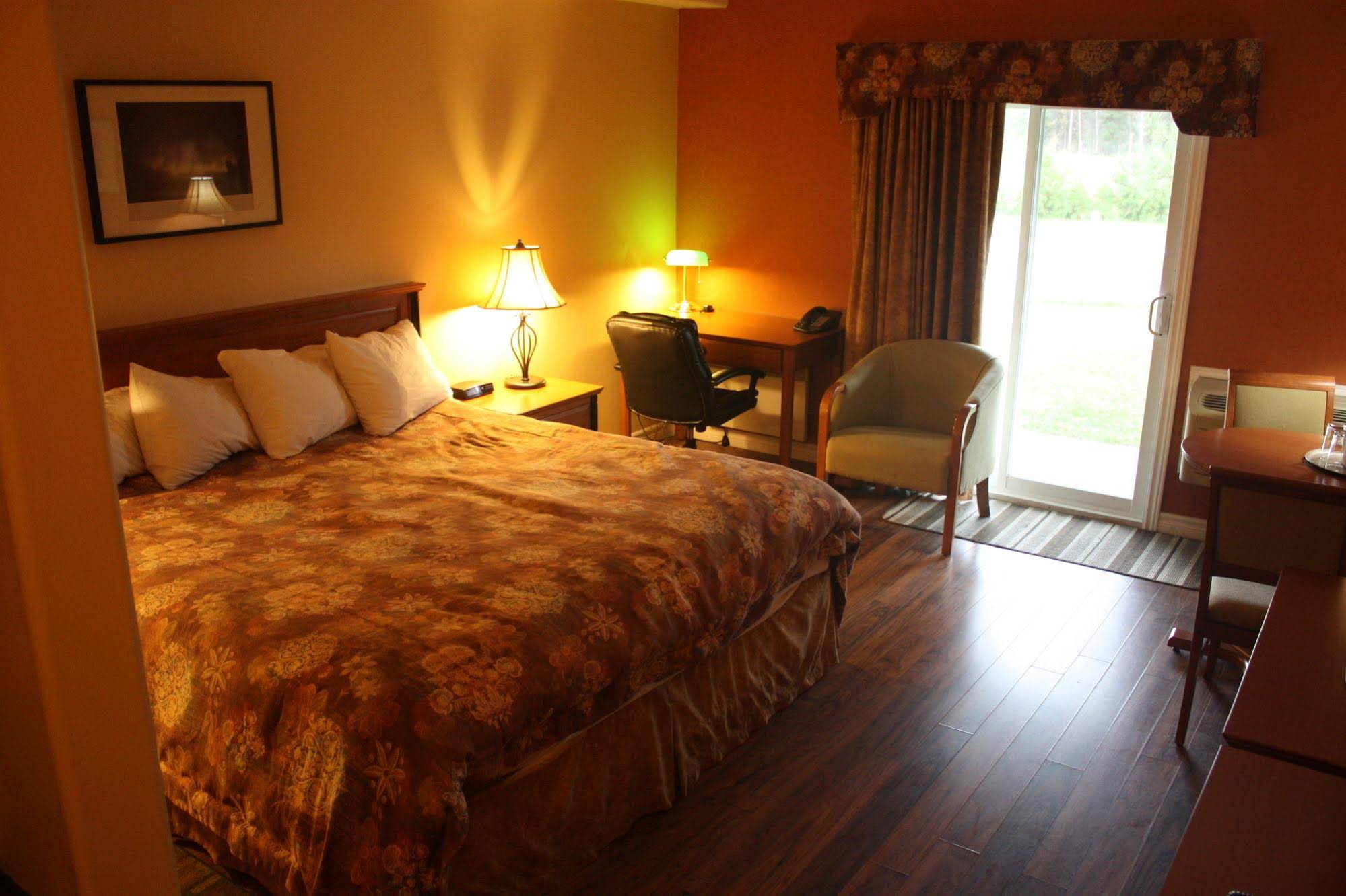 Cedar Meadows Resort & Spa