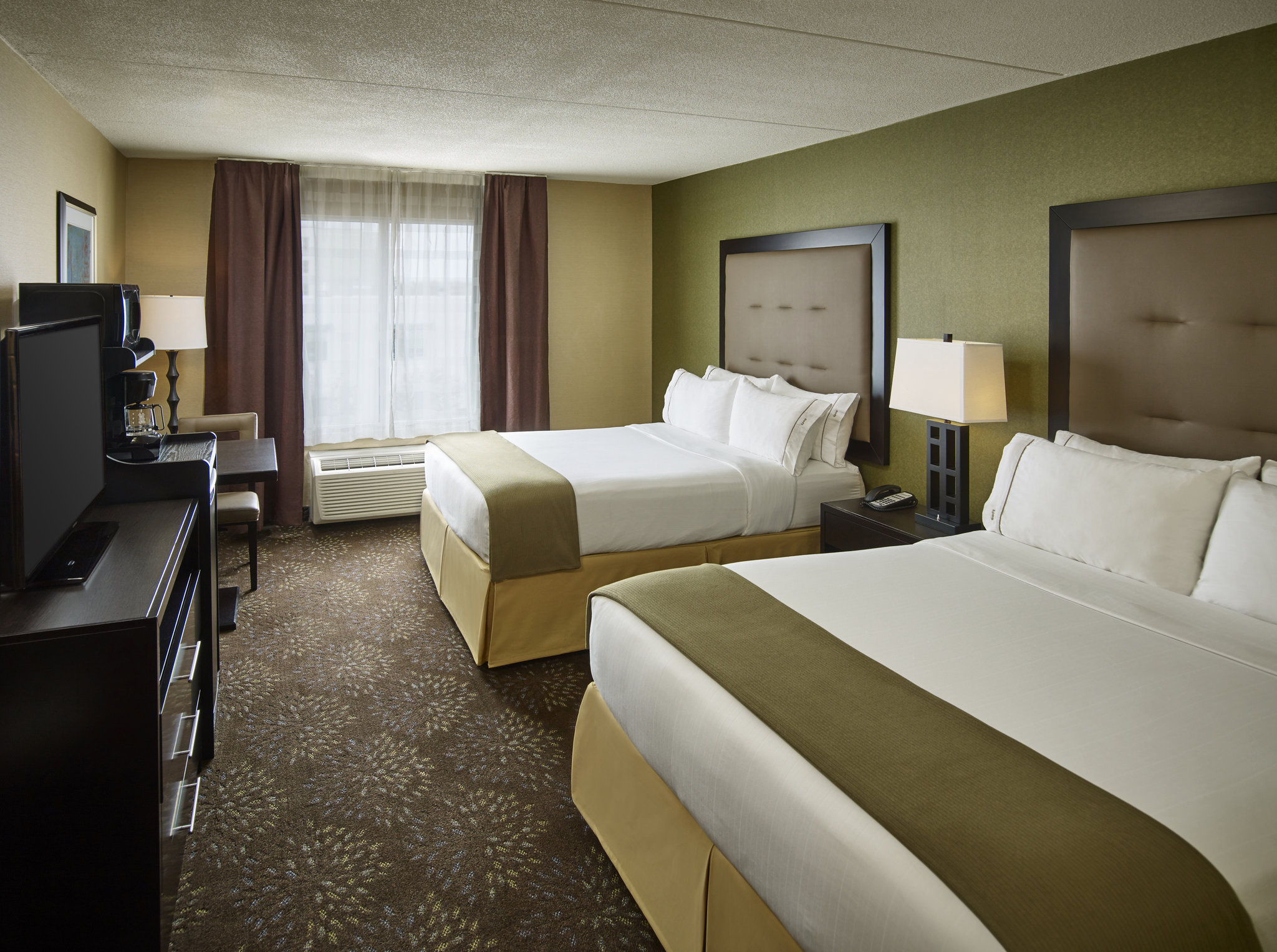Holiday Inn Express & Suites Timmins