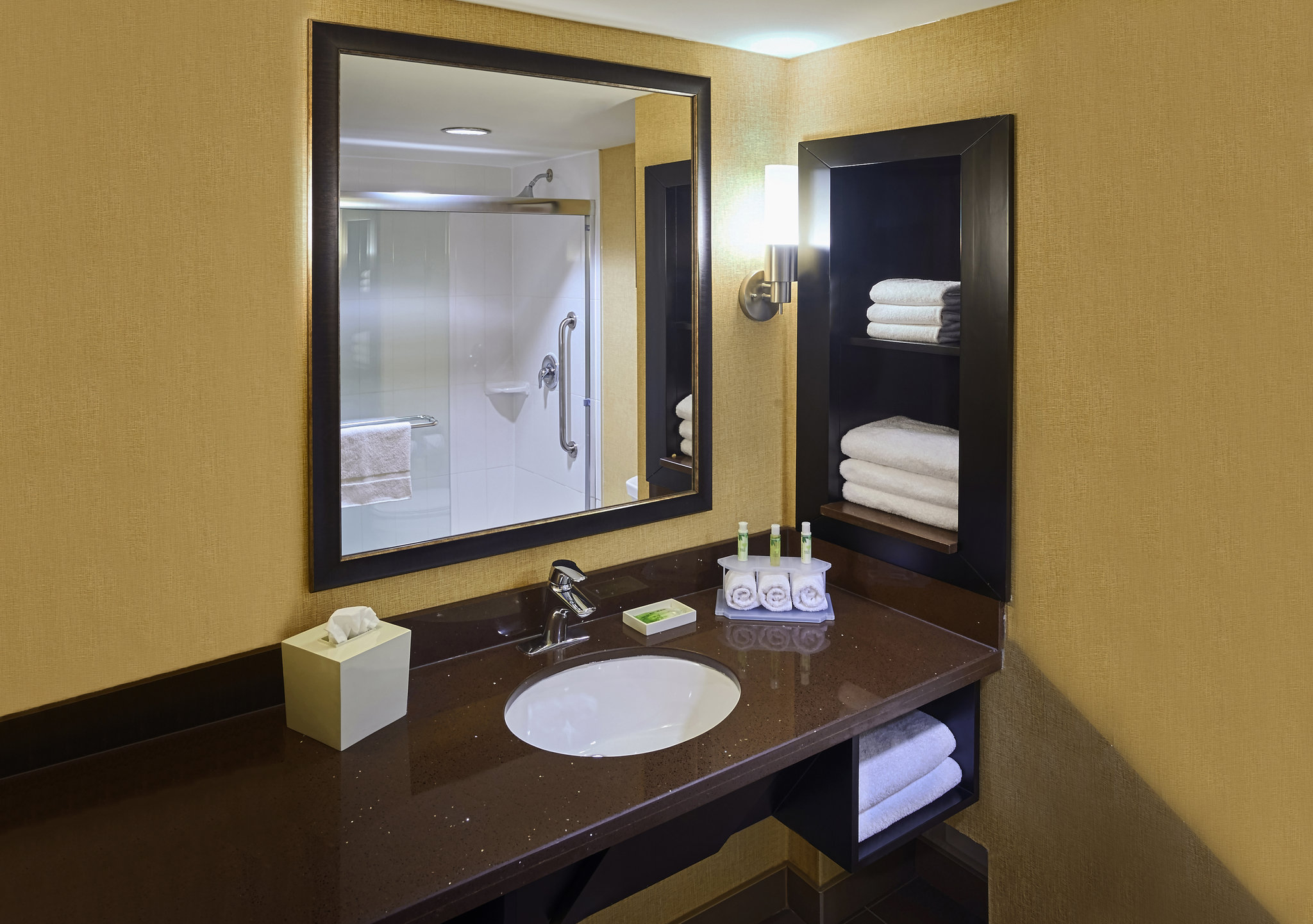 Holiday Inn Express & Suites Timmins