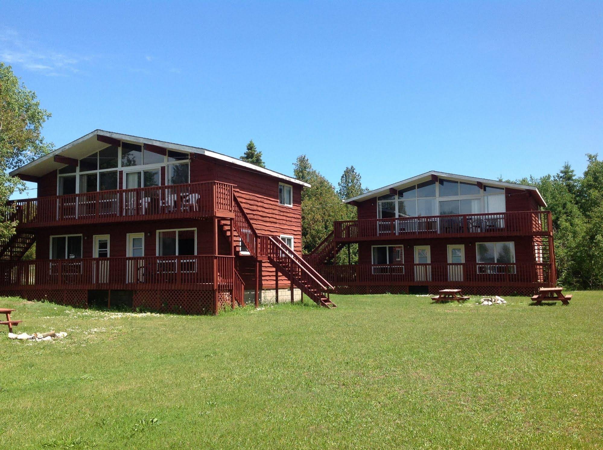 Tobermory Lodge & Motel