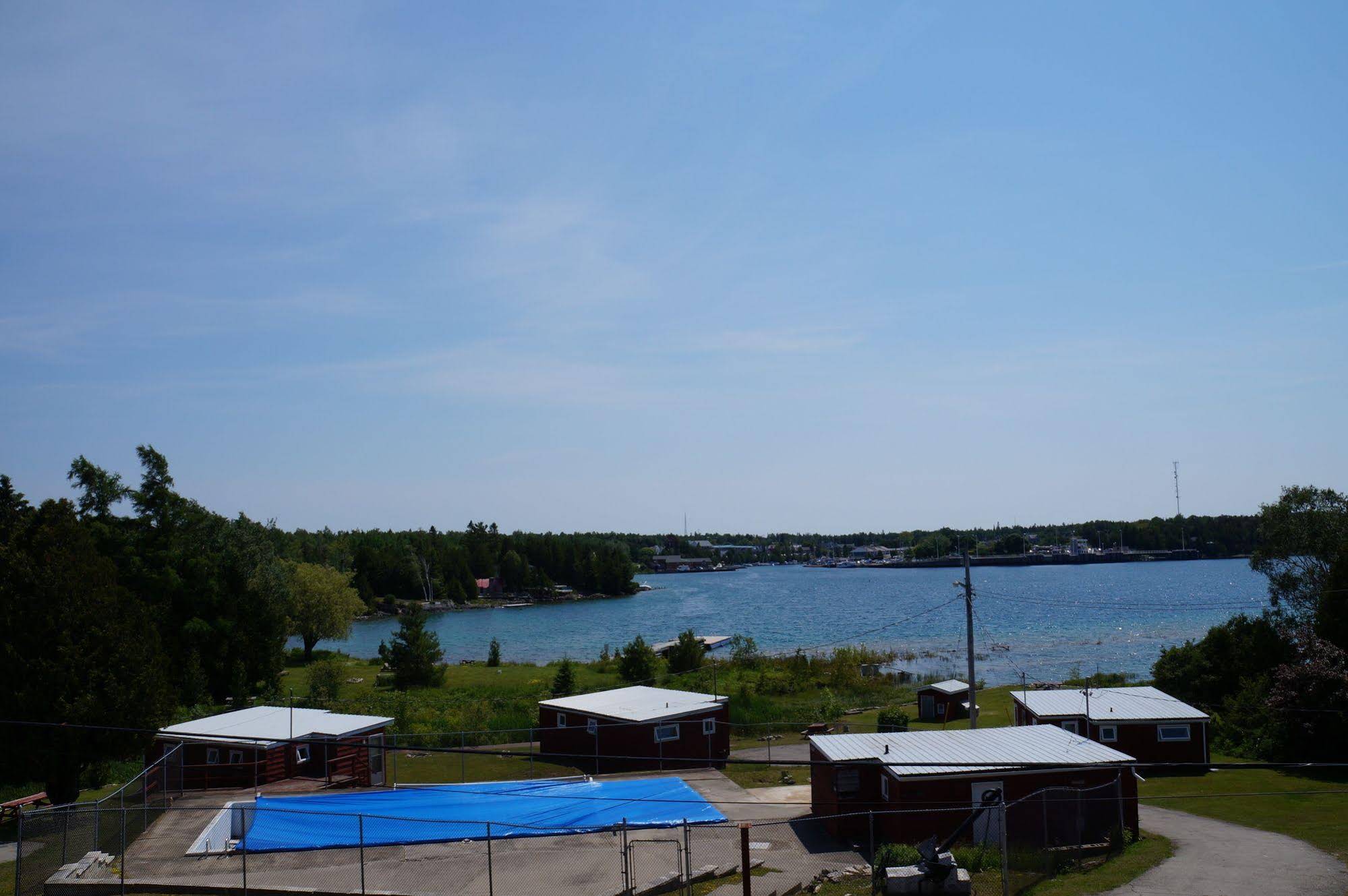 Tobermory Lodge & Motel