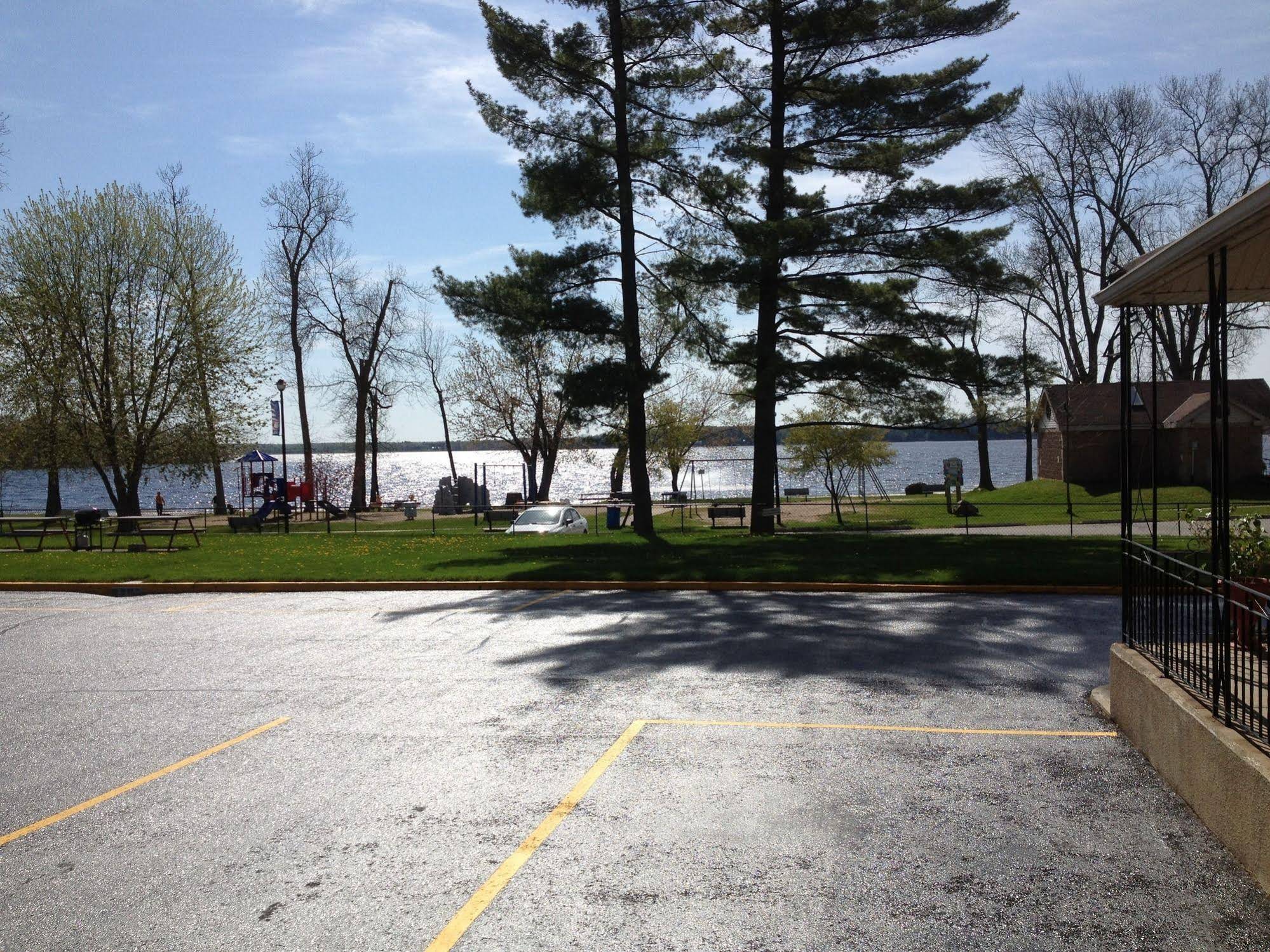 The Park Place Motel